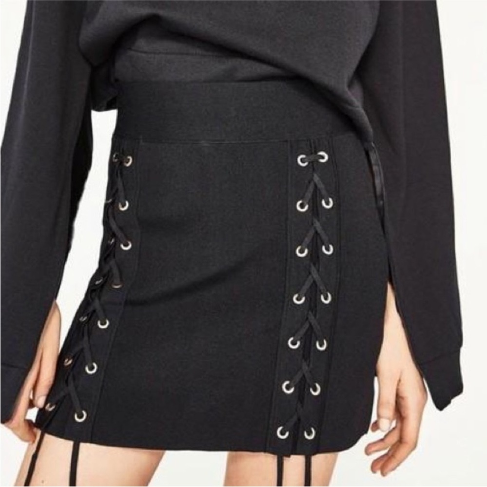 Zara lace up mini Skirt